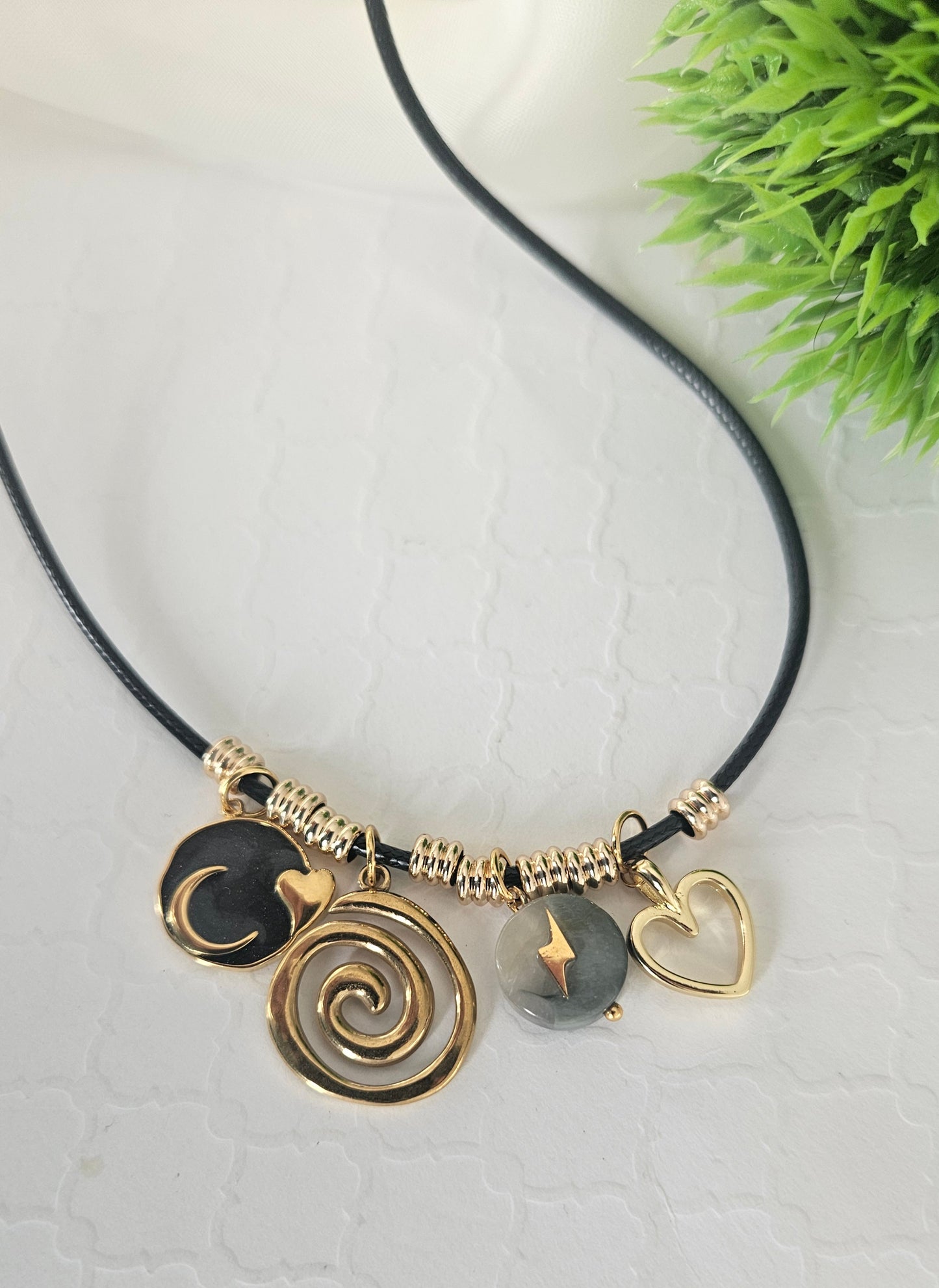 Lana necklace
