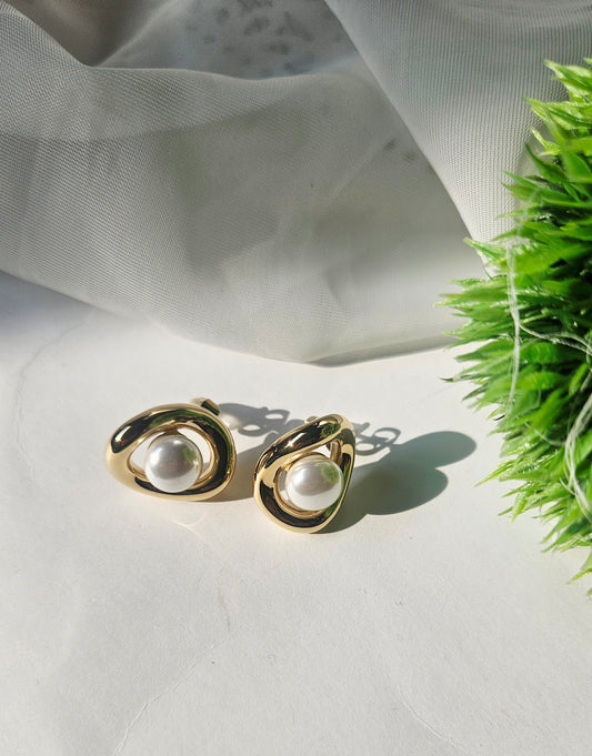 Serene Elegance Earrings