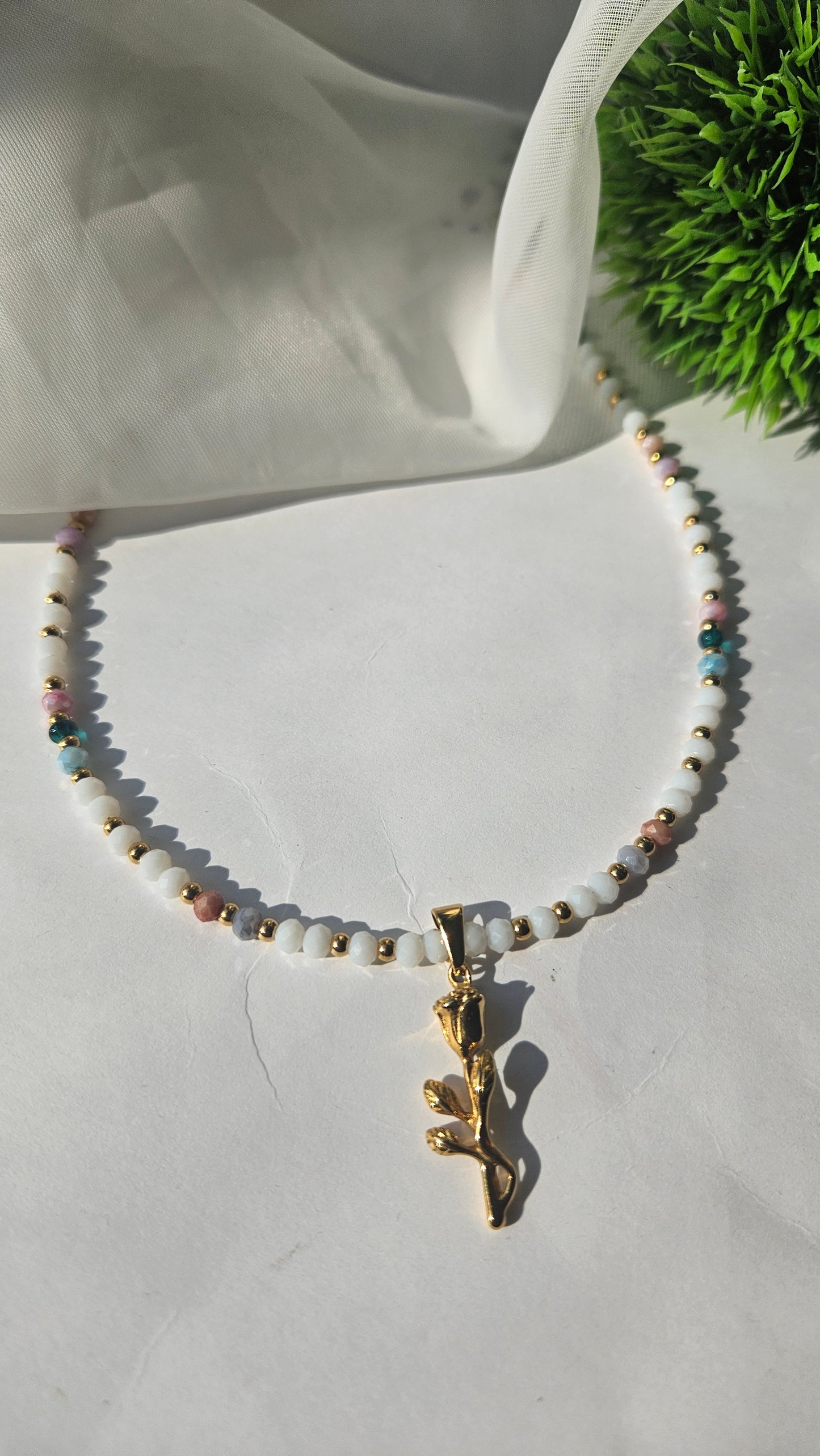 Bloom necklace